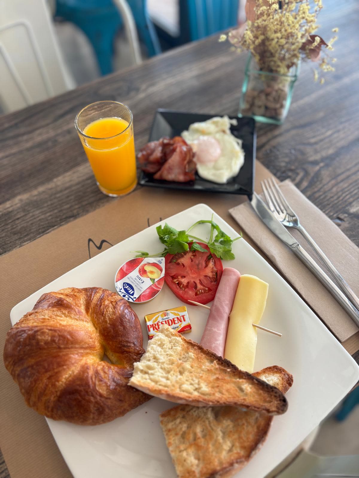 Desayuno en Manolo's Mar