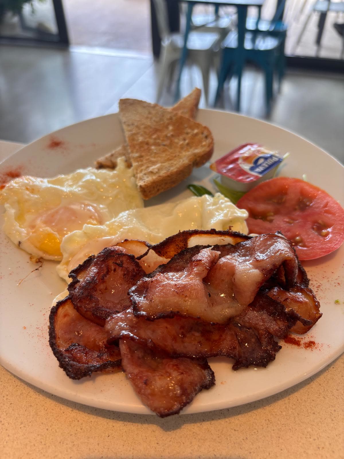 Desayuno en Manolo's Mar